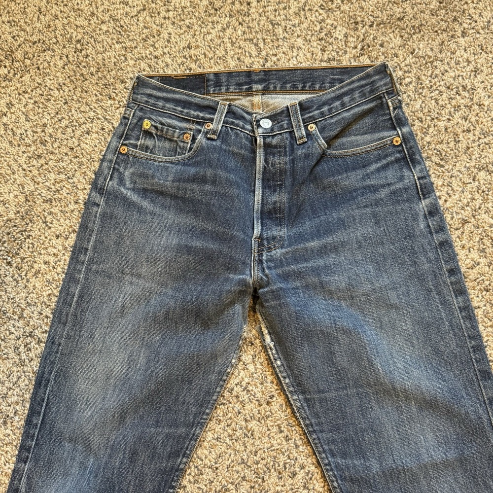 Vintage Levi's 501xx Made in USA Women's Distressing Size 29x36 Fit 27x28 Blue - Picture 2 of 12